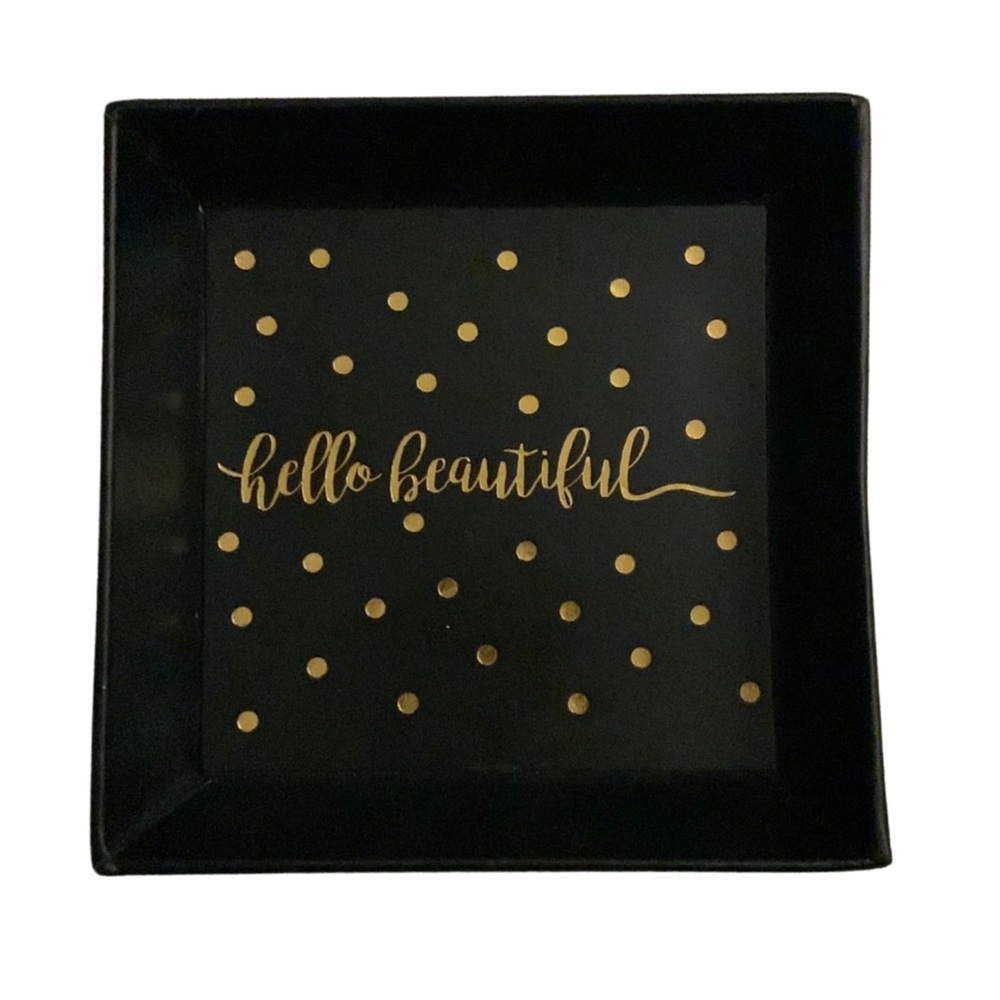 3/$15 ✨ Flash Sale.  Hello beautiful black jewelry‎ or misc accessory holder